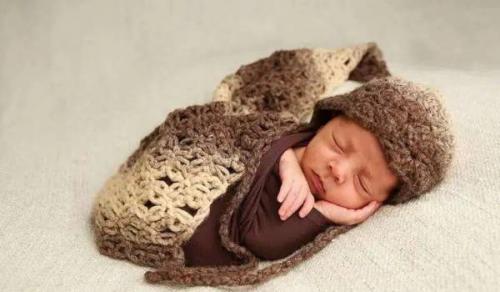 凌晨两点多出生的男孩取名 受欢迎男宝宝取名